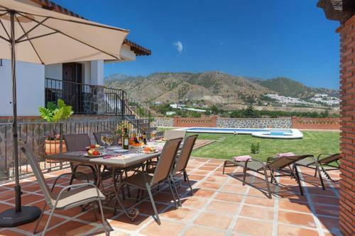 El Molino Villa Sleeps 8 Pool Air Con Wifi