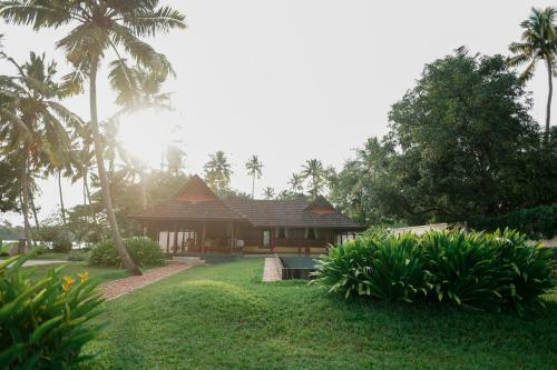 Hotel Vismaya Lake Heritage