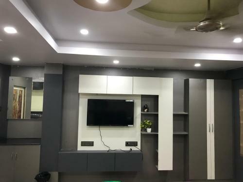 Lodge Ushasree Residency