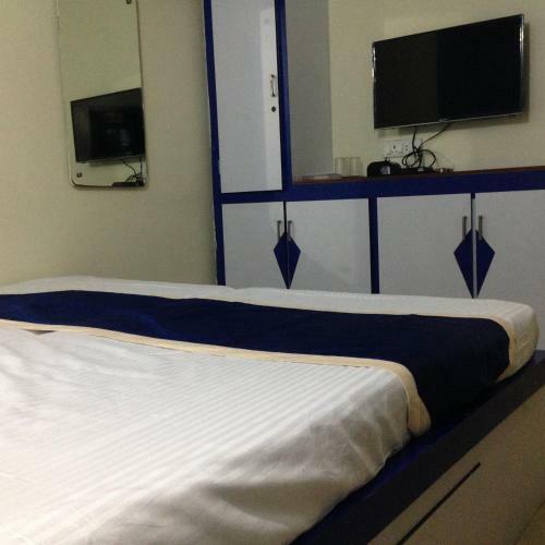 Lodge Ushasree Residency