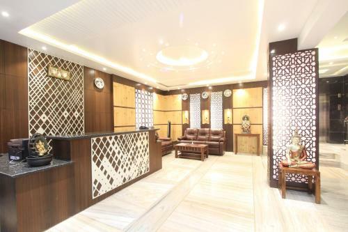 Hotel Sandesh Pride