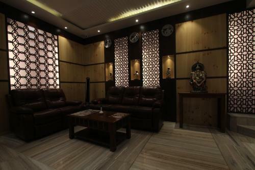 Hotel Sandesh Pride