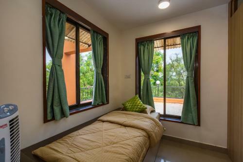 Villa Saffronstays Ekaant