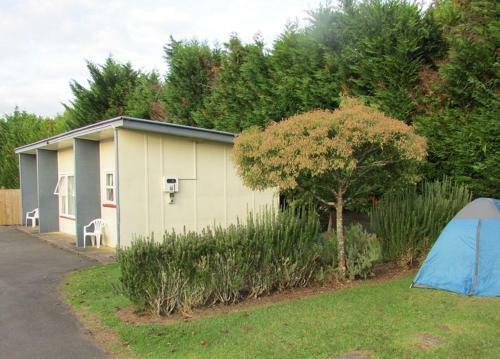 Whangarei Falls Holiday Park & Yha
