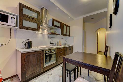 Apartamento Sutkipeterburg Kolomyazhsky 15
