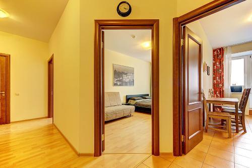 Apartamento Sutkipeterburg Kolomyazhsky 15