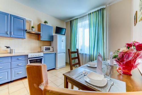 Apartamento Sutkipeterburg Kolomyazhsky 15