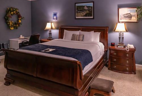 Hotel Depot Inn & Suites