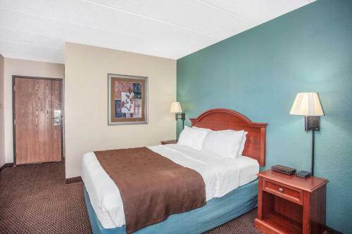 Hotel Americinn By Wyndham St. Peter