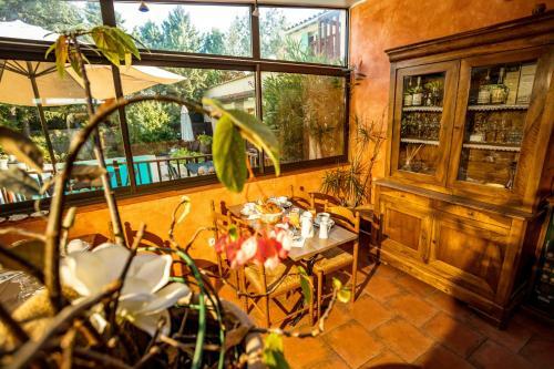 Hostal Auberge D'uzes