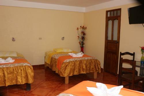 Hostal Dennys House