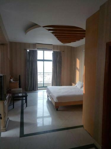 Tulip Riverside Hotel