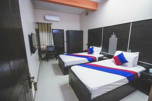 Hotel Regalia Inn
