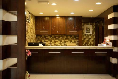 Star Emirates Furnished Apartments 2