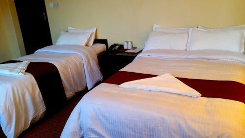 Hotel Middle Path & Spa