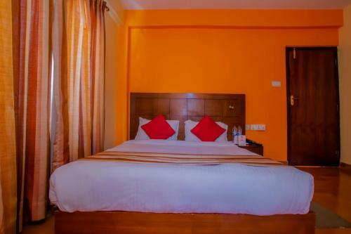 Hotel Oyo 274 Kotee Home