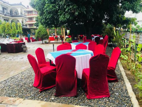 Hotel Tuki Resort