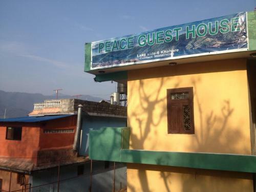 Hostal Peace Guest House