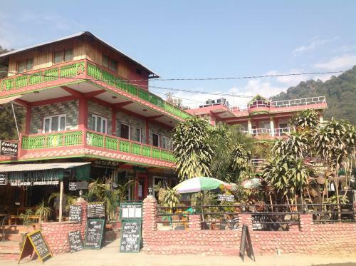 Lake Boutique Hotel