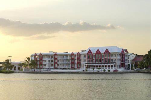 Hotel Ramada By Wyndham Tikal Isla De Flores