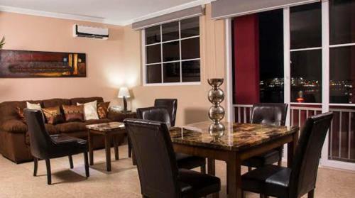 Hotel Ramada By Wyndham Tikal Isla De Flores