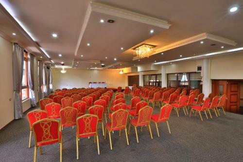 Kenenisa Hotel