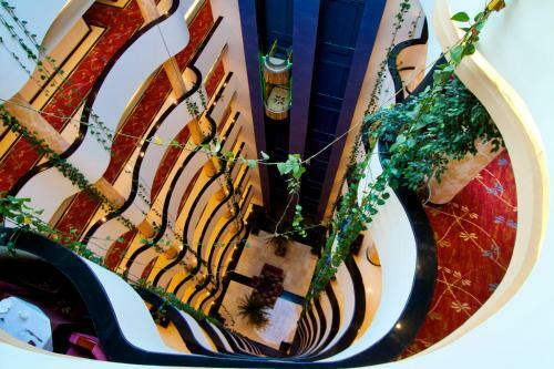 Elilly International Hotel