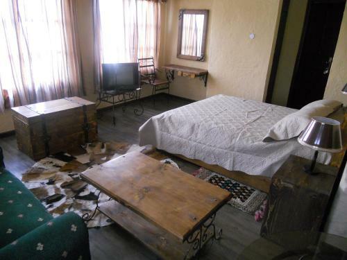 Hostal Arequ Guest House