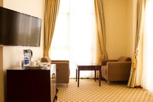 Caravan Hotel