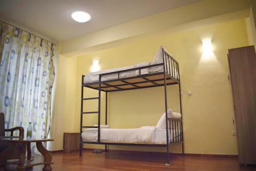Cot Addis Backpackers Hostel