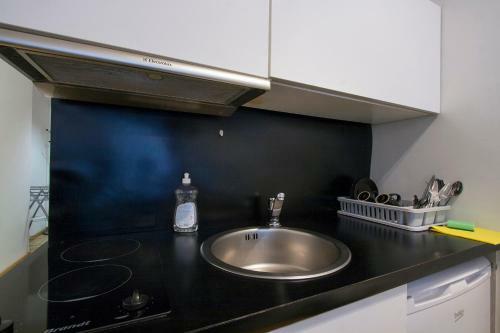 J�e Apartment