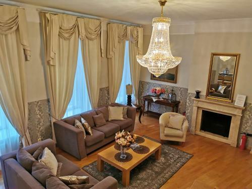 Oldhouse Apartments