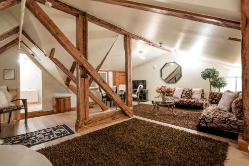 Oldhouse Apartments
