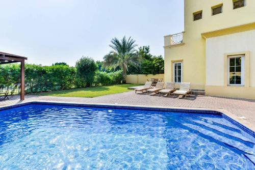 Medlock Villas