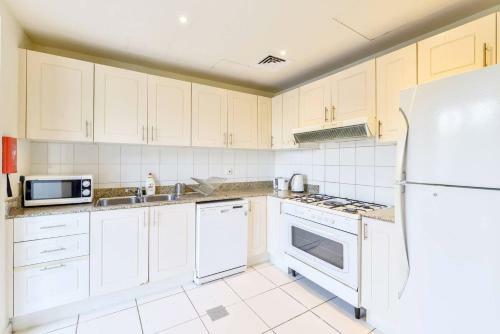 Medlock Villas