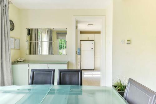Medlock Villas