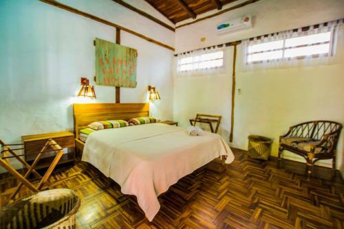 Hostal Ayampe Guest House