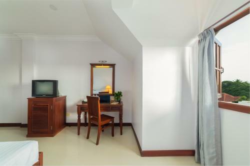 Shadow Angkor Villa