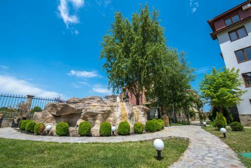 Apollon Apartments