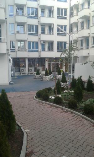 Diamond Apartment