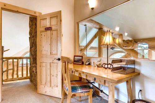 Clifton Lodge
