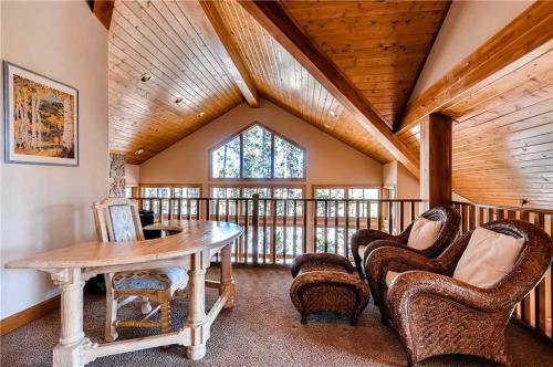 Westridge Lodge