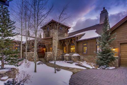 Grace Manor