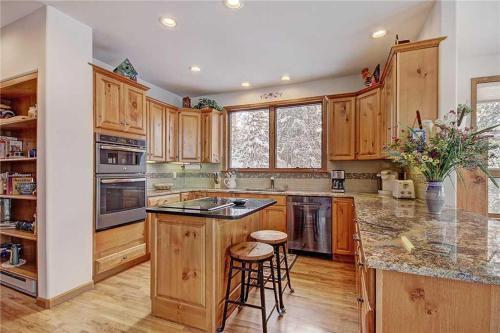 2542 Boreas Pass