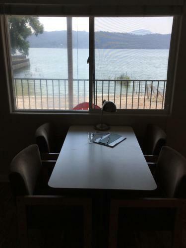 Hotel Clear Lake Cottages & Marina