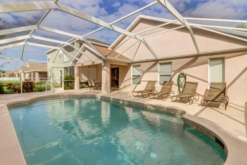 Satin Gold Retreat