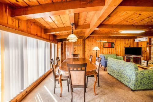 Oyo Kern Lodge, Kernville