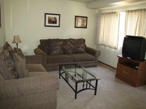 Posada Kern Riverfront Lodge