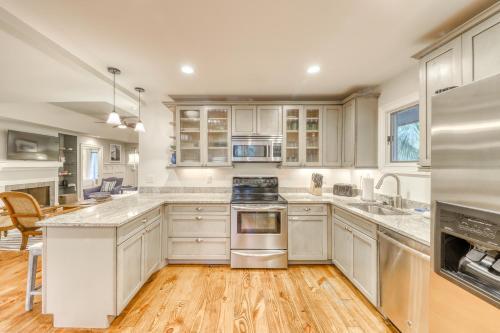Inlet Cove 33