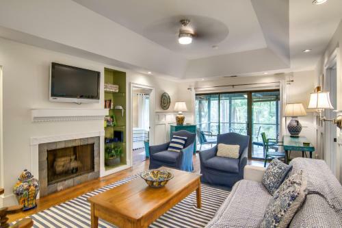 Inlet Cove 33